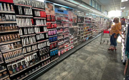 California prohíbe los productos químicos cosméticos siguiendo nuevamente los pasos de la Unión Europea